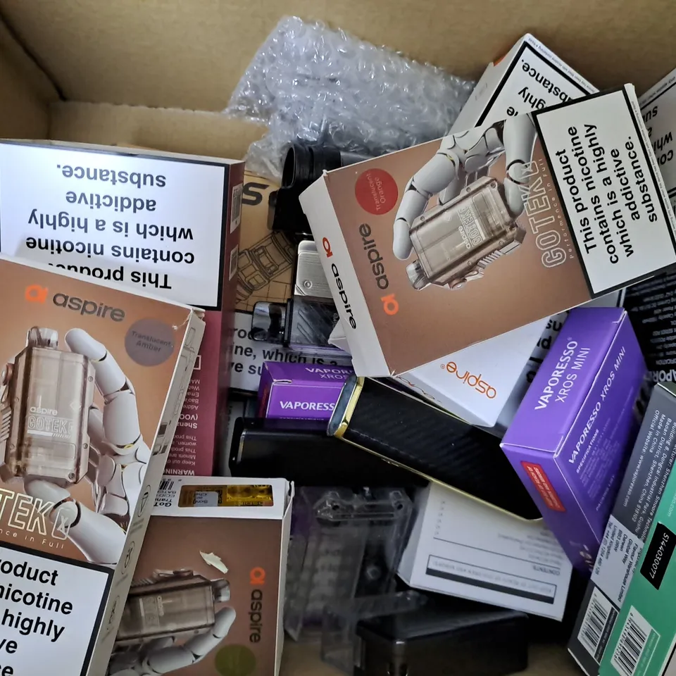APPROXIMATELY 20 ASSORTED E-CIGARETTE PRODUCTS TO INCLUDE VAPORESSO LUXE X PRO, VOOPOO ARGUS GT II KIT, ASPIRE FLEXUS AIO 
