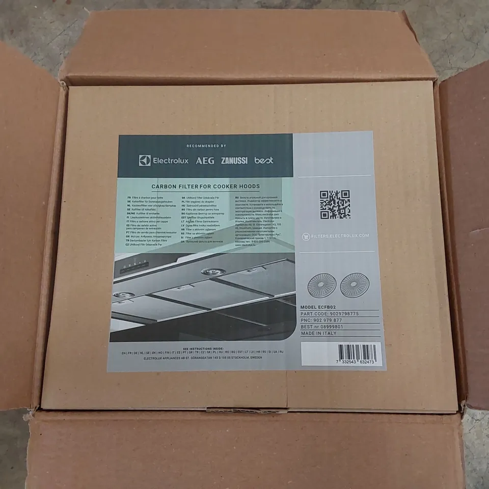 4x BRAND NEW BOXED ELECTROLUX ECFB02 CARBON FILTERS FOR COOKER HOODS (1 BOX)