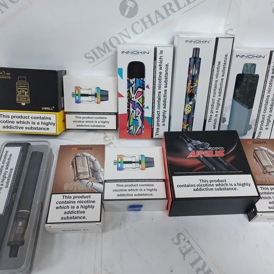 BOX OF APPROXIMATELY 10 ASSORTED E-CIGARETTE PRODUCTS & ACCESSORIES TO INCLUDE INNOKIN, VOOPOO, ASPIRE ETC