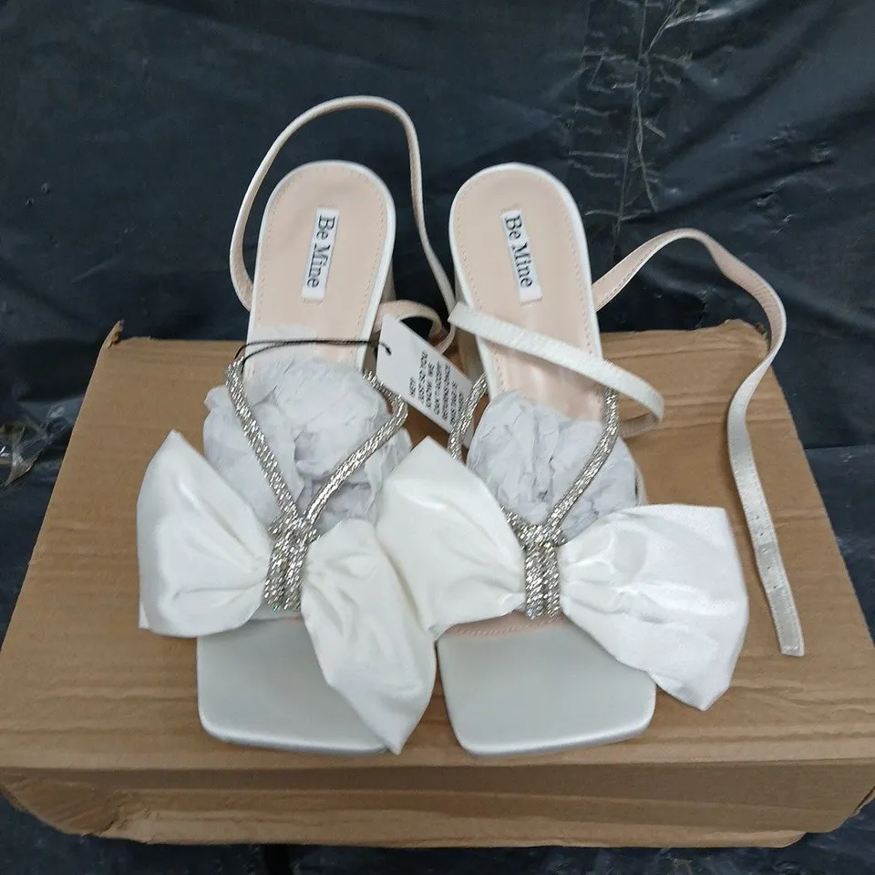 BOXED PAIR OF BE MINE TISCA HIGH BLOCK HEELED SANDALS - UK SIZE 7