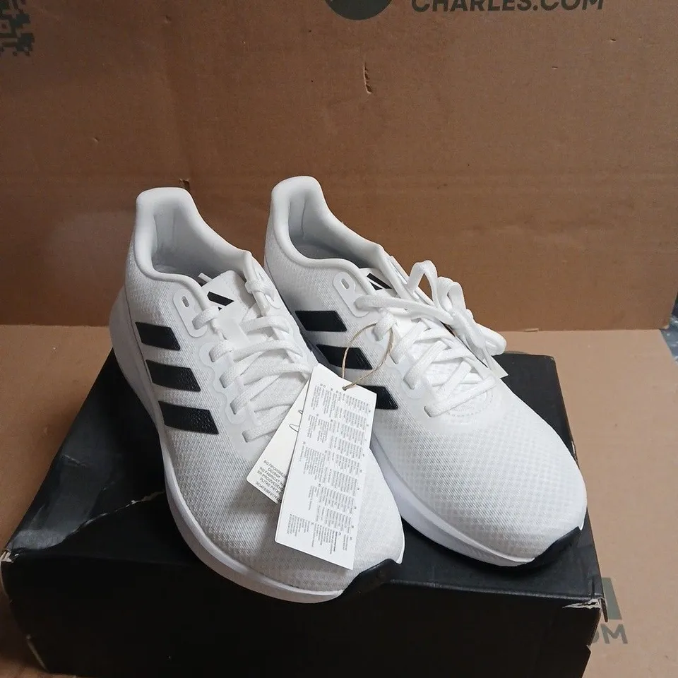 ADIDAS WHITE KNIT RUNNER SNEAKERS WITH BLACK THREE-STRIPES BOXED SIZE 7.5