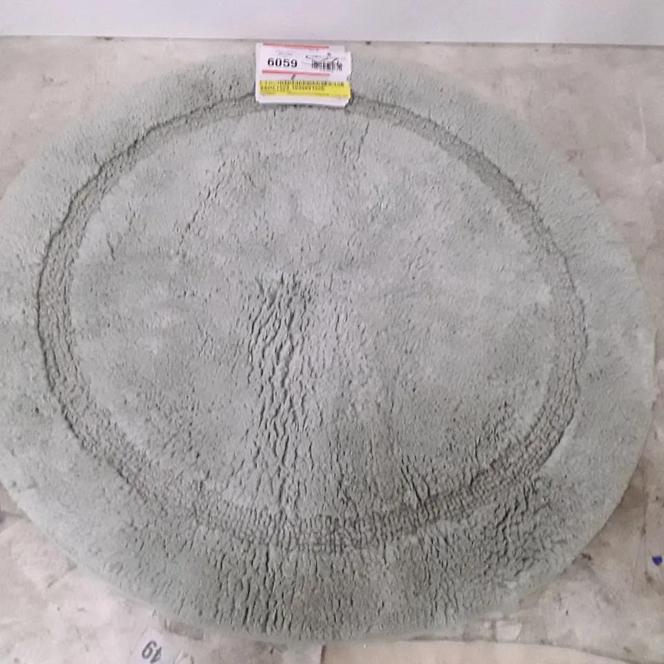POLYGALA CIRCLE BATH MAT 