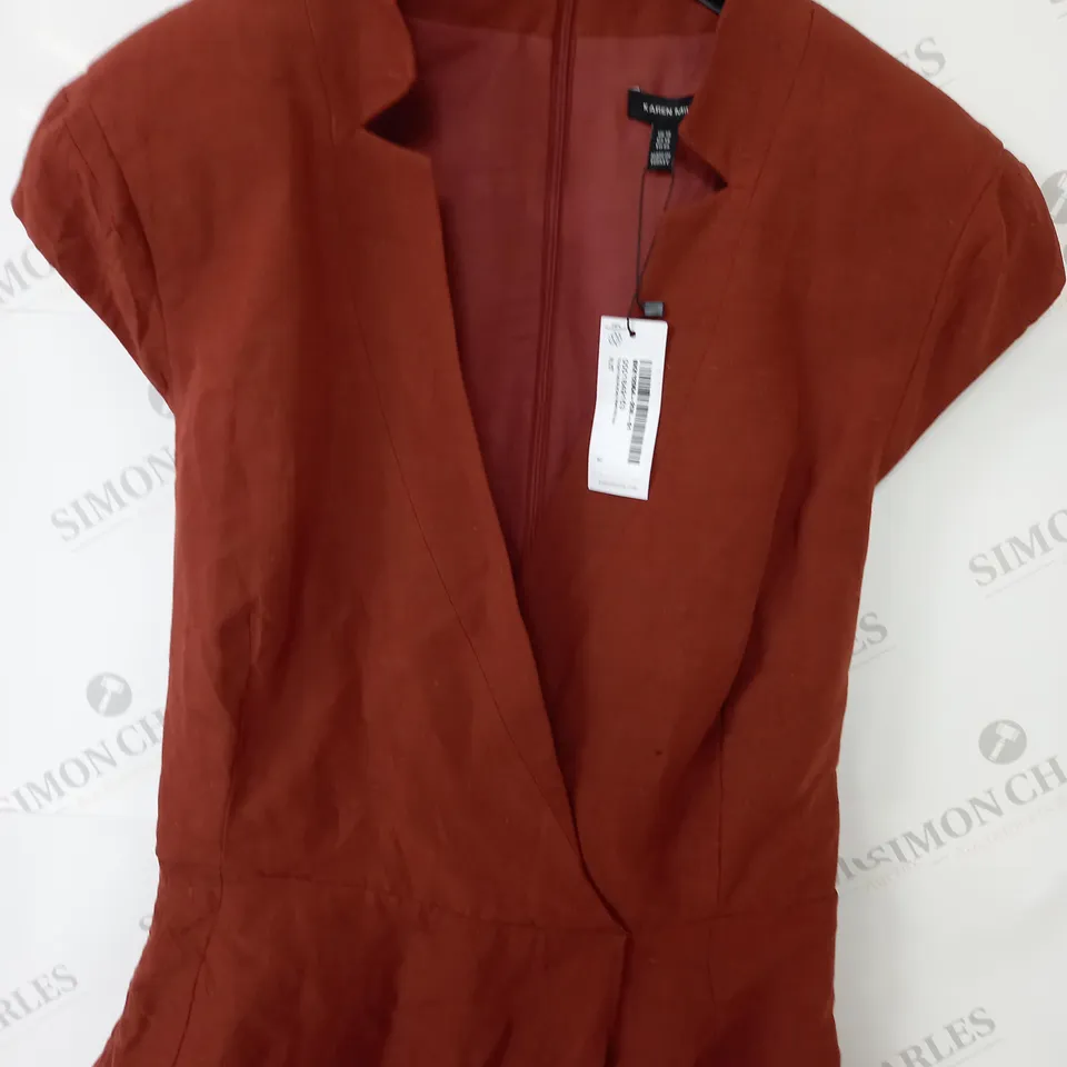 KAREN MILLEN PLUS V-NECK WOVEN WRAP DETAIL MIDI DRESS IN RUST - UK 18