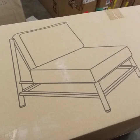 BOXED WHITE CHAIR WITH METAL FRAME (1 BOX)