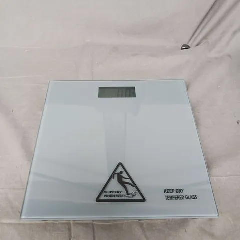 BOXED HOME ELECTRONIC SCALE 