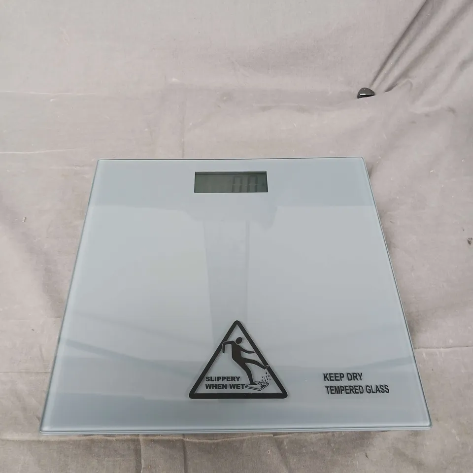 BOXED HOME ELECTRONIC SCALE 