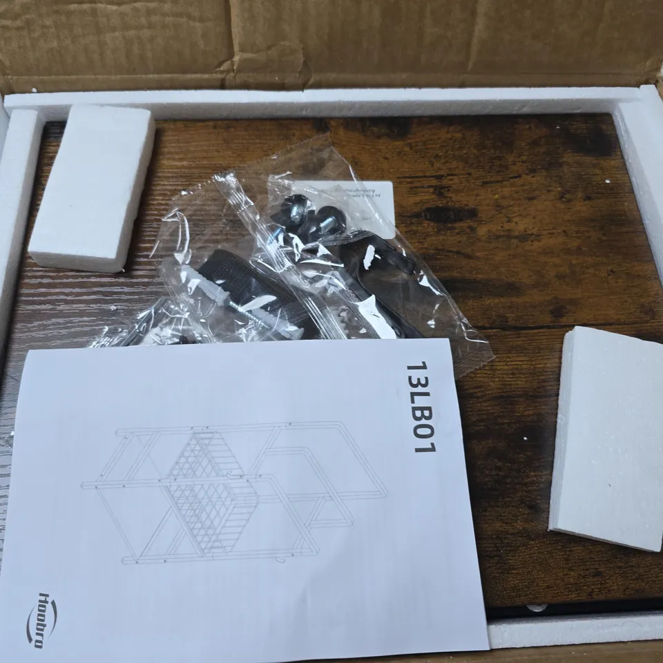BOXED HOOBRO DIRECT BF13LB01 TOWEL RACK