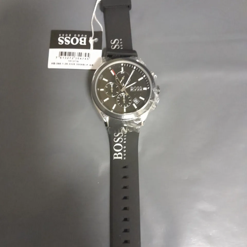 HUGO BOSS ALL STAINLESS STEEL GENTS WATCH WITH RUBBER STRAP