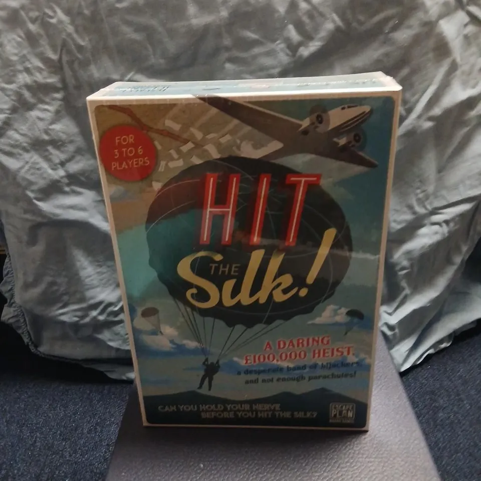 HIT THE SILK! BOARD GAME – BOXED, FOR 3–6 PLAYERS