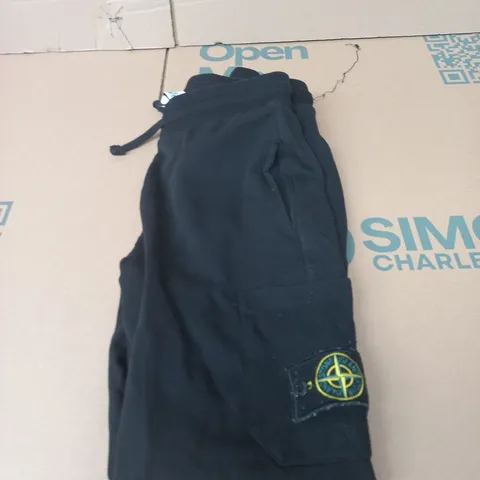 STONE ISLAND BLACK CARGO JOGGERS - SIZE UNSPECIFIED