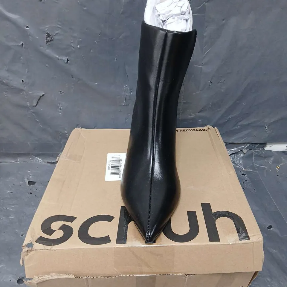 BOXED PAIR OF SCHUH KITTEN HEEL BOOTS IN BLACK - 6