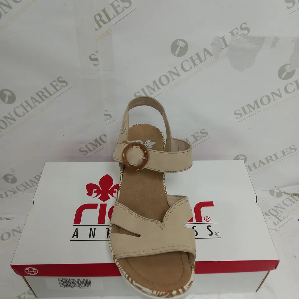 BOXED RIEKER BEIGE RASIED SANDAL SIZE 6 