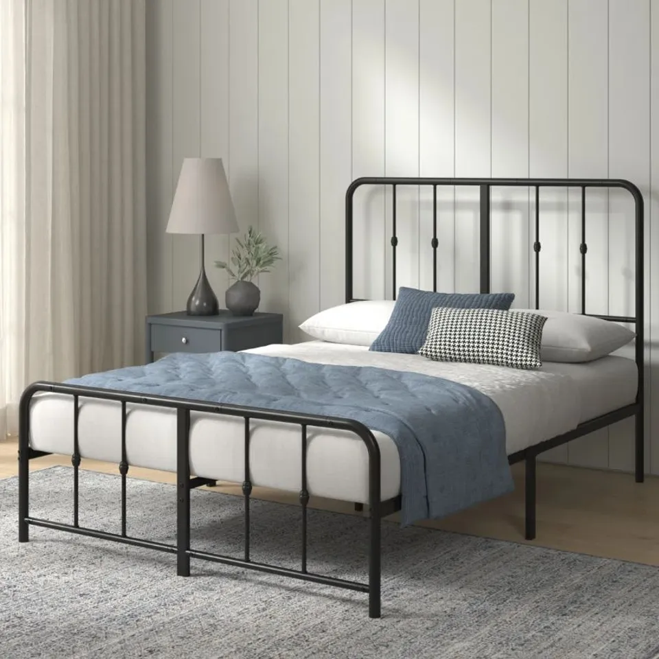 BOXED MODERN METAL BED FRAME WITH VINTAGE HEADBOARD AND FOOTBOARD // SIZE: DOUBLE (1 BOX)
