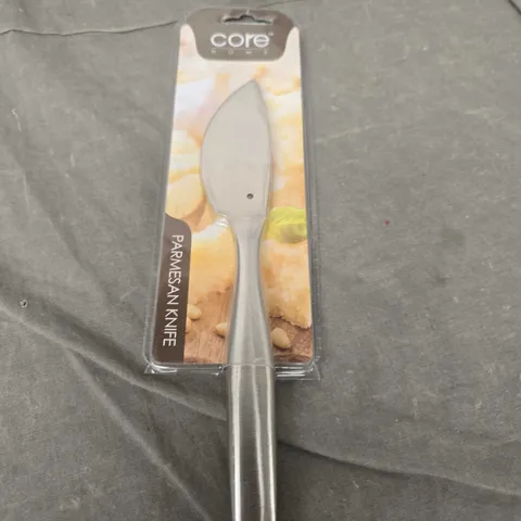 APPROXIMATELY 16 CORE HOME PARMESAN KNIVES