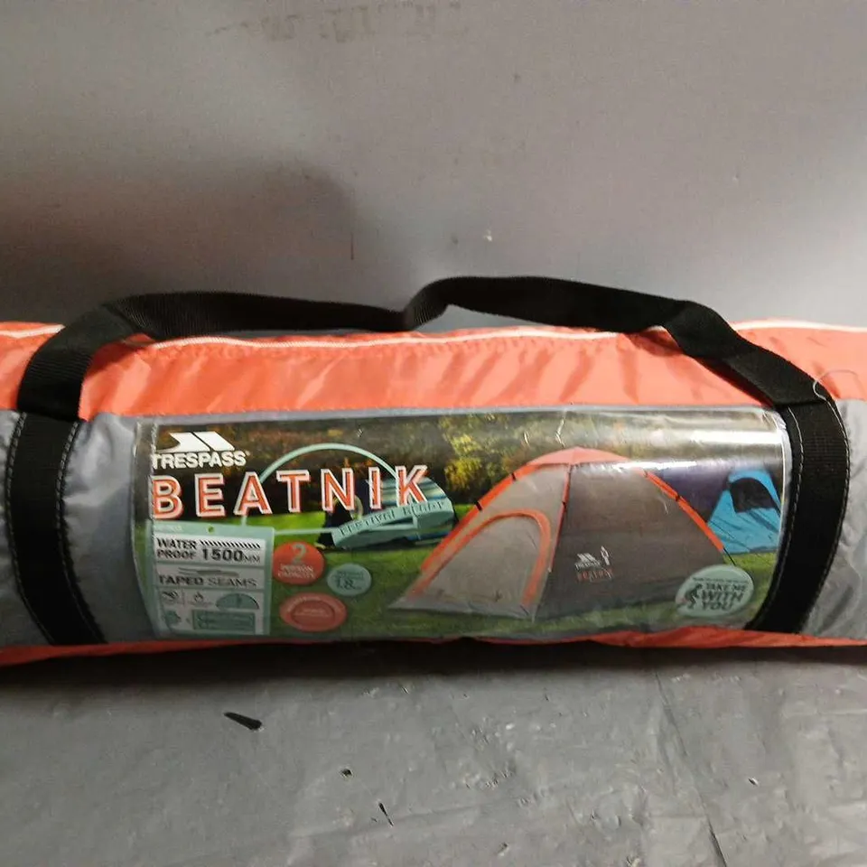 TRESSPASS BEATNIK WATERPROOF TENT