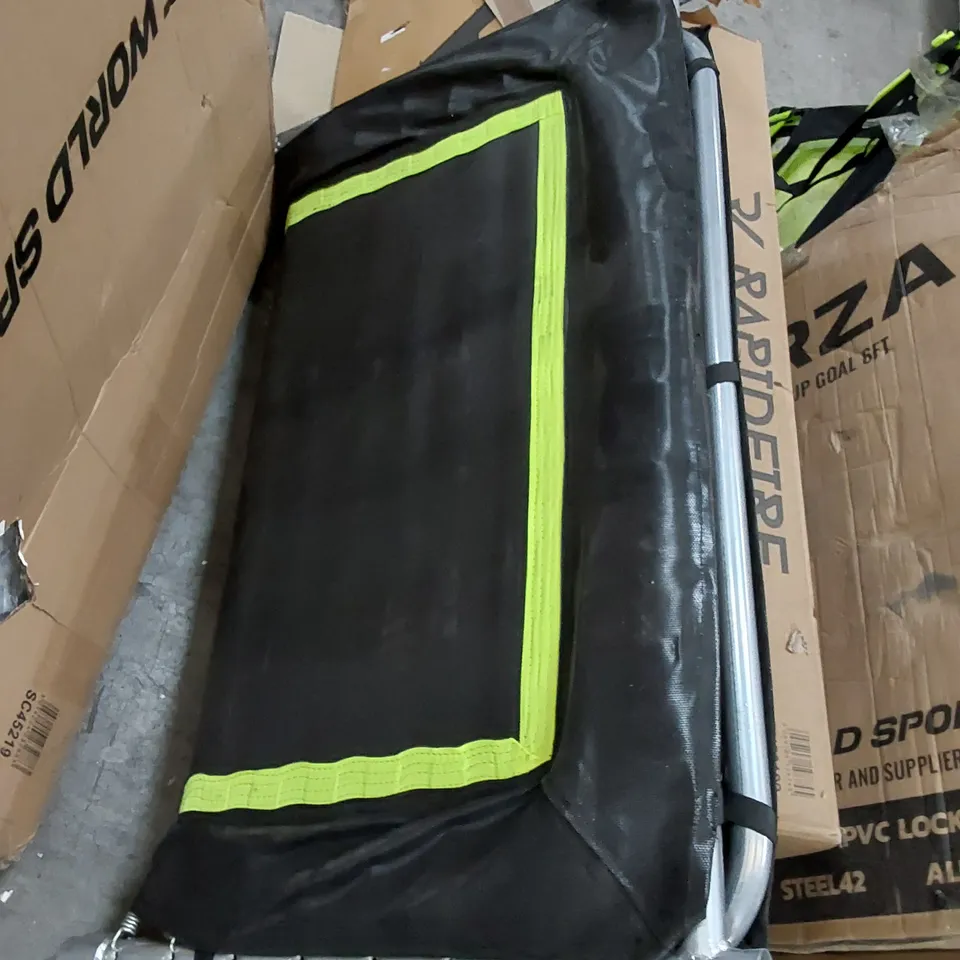 UNBOXED FOLDING TRAMPOLINE