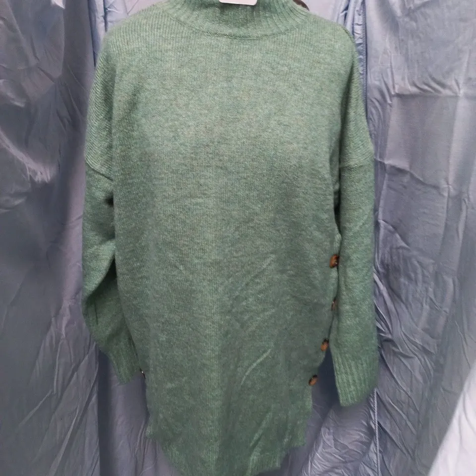 JOJO MAMAN BEBE GREEN TURTLE NECK JUMPER IN GREEN - S