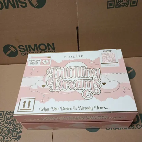 PLOUISE FULFILLING DREAMS 5 ITEM GIFT SET TO INCLUDE JELLY MAKE UP REMOVER, GLITTER SETTING SPRAY ETC