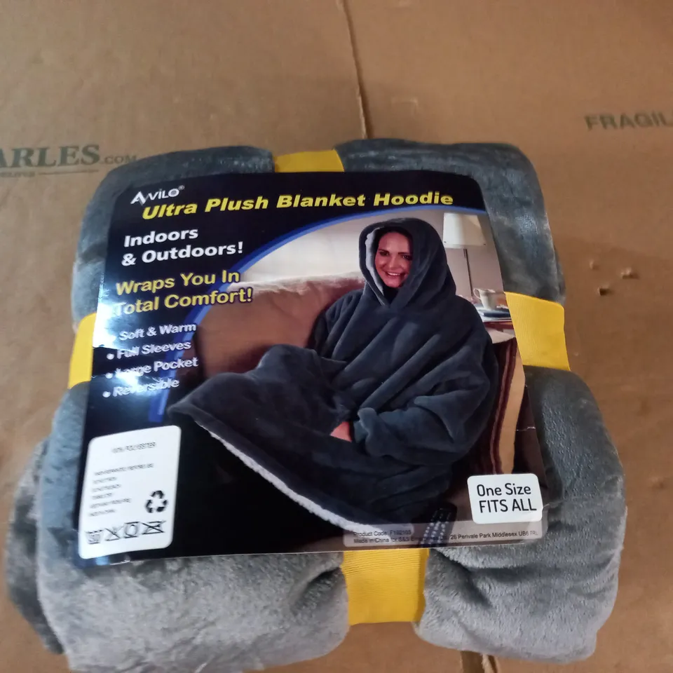 AVILO ULTRA PLUSH BLANKET HOODIE - ONE SIZE