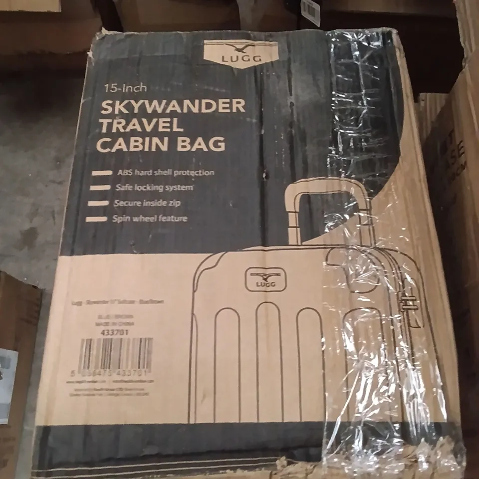 BOXED LUGG TRAVEL SUITCASE