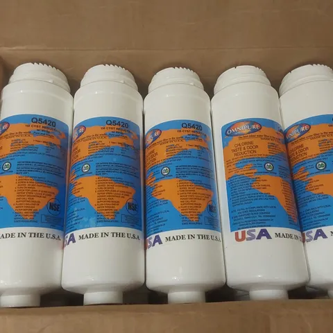 BOX CONTAINING APPROXIMATELY 20x OMNIPURE INLINE WATER FILTERS