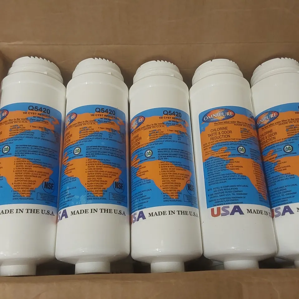 BOX CONTAINING APPROXIMATELY 20x OMNIPURE INLINE WATER FILTERS