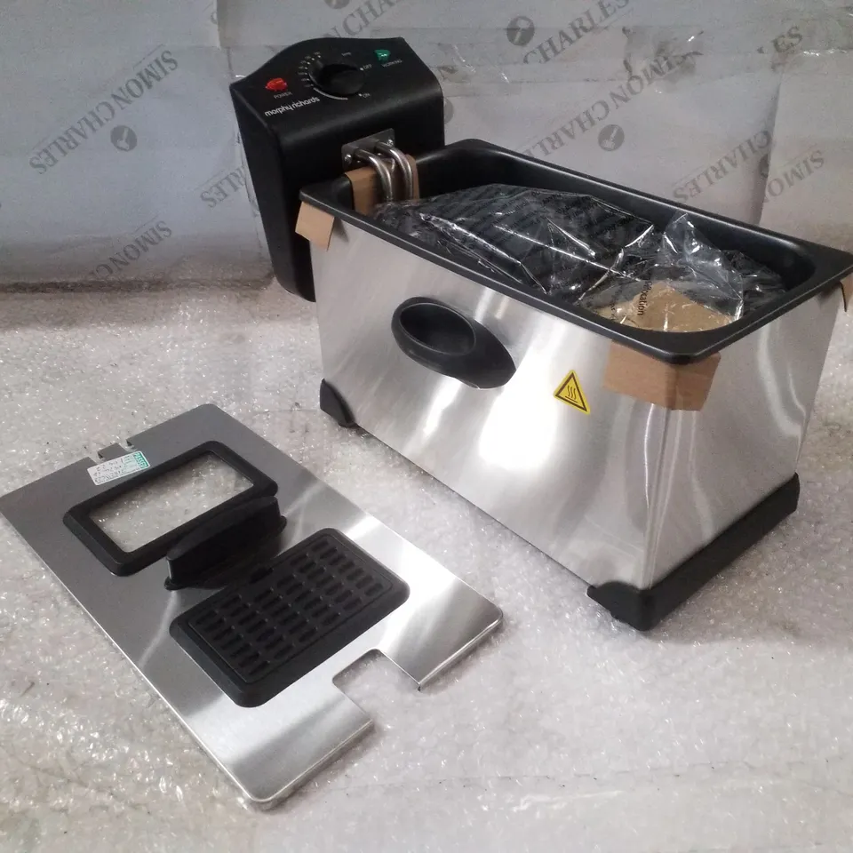 BOXED MORPHY RICHARDS CLEAR VIEW STAINLESS STEEL 3.5L DEEP FAT FRYER