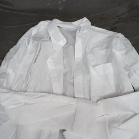 CHARLES TYRWHITT NON-IRON CLASSIC FIT WHITE SHIRT, UK SIZE 18