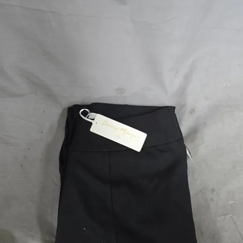 DANNII MINOGUE PETITES BLACK TROUSERS – UK 12P