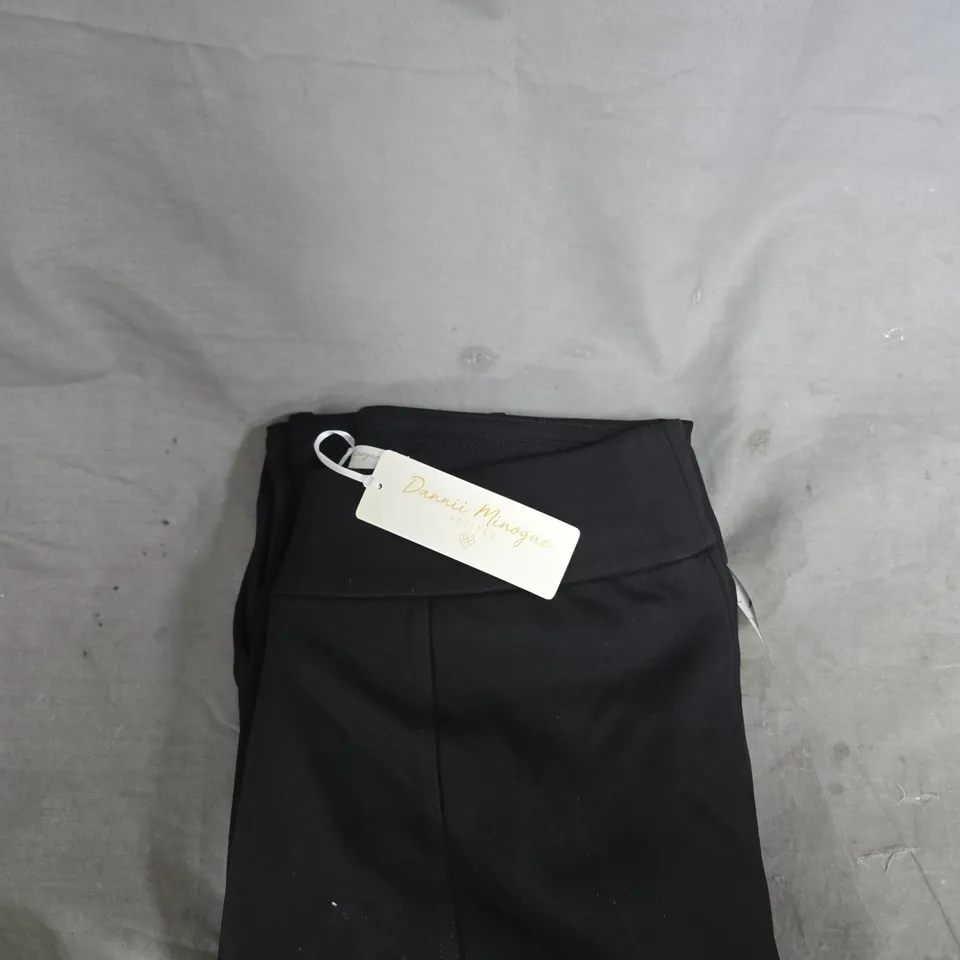 DANNII MINOGUE PETITES BLACK TROUSERS – UK 12P
