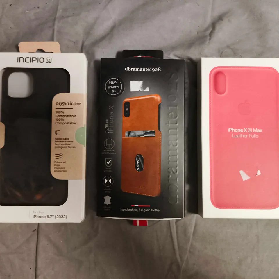 BOX OF APPROXIMATELY 80 ASSORTED ITEMS TO INCLUDE PHONE CASES, ETC - COLLECTION ONLY