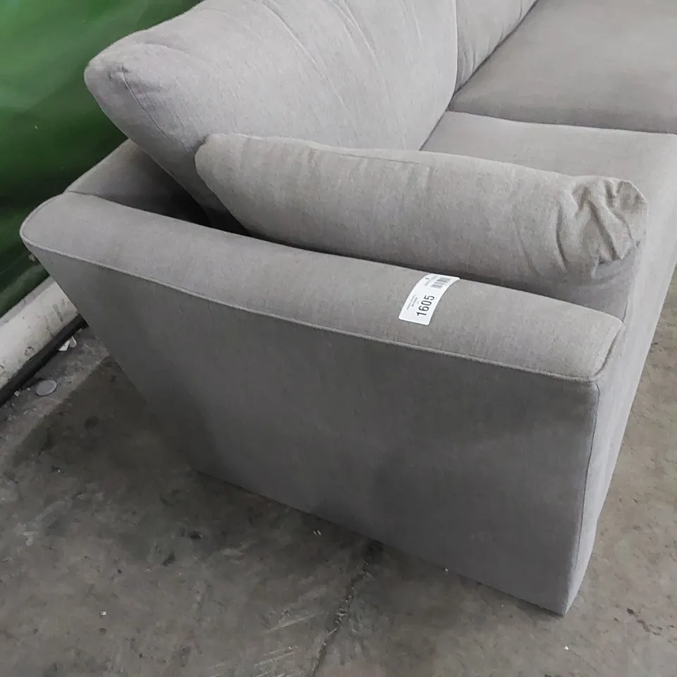 DESIGNER 3 SEATER SOFA WITH SIDE CUSHIONS 