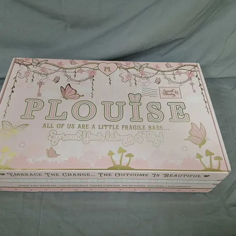 BOXED PLOUISE ALL OF US ARE A LITTLE FRAGILE BABE SPREAD YOUR WINGS AND FLY SEALED GIFT SET