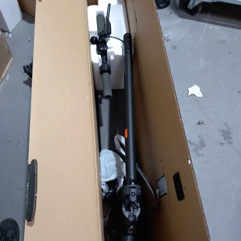 XIAOMI MI ELECTRIC SCOOTER - ESSENTIAL