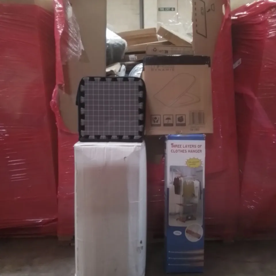 PALLET OF ASSORTED HOUSEHOLD GOODS AND FURNITURE TO INCLUDE; THREE LAYERS CLOTHES HANGER, THASS DYNAMIC TOILET SEAT, FLOOR BLOCKS ETC