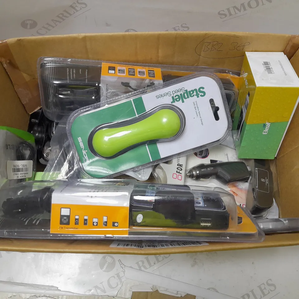 LOT OF APPROX 20 ASSORTED ITEMS TO INCLUDE - STAPLER - IKUU IBO VAPE - HANDSFREE CAR KIT ECT