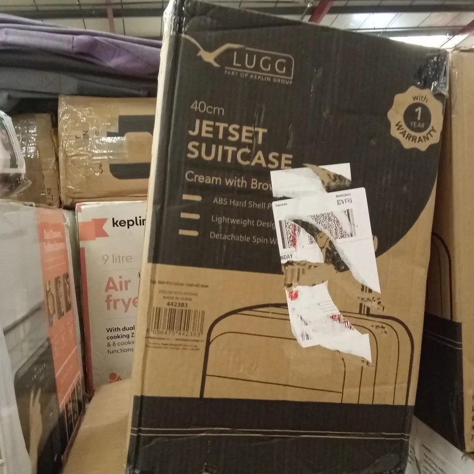 BOXED LUGG - 40CM JETSET SUITCASE  CREAM & BROWN