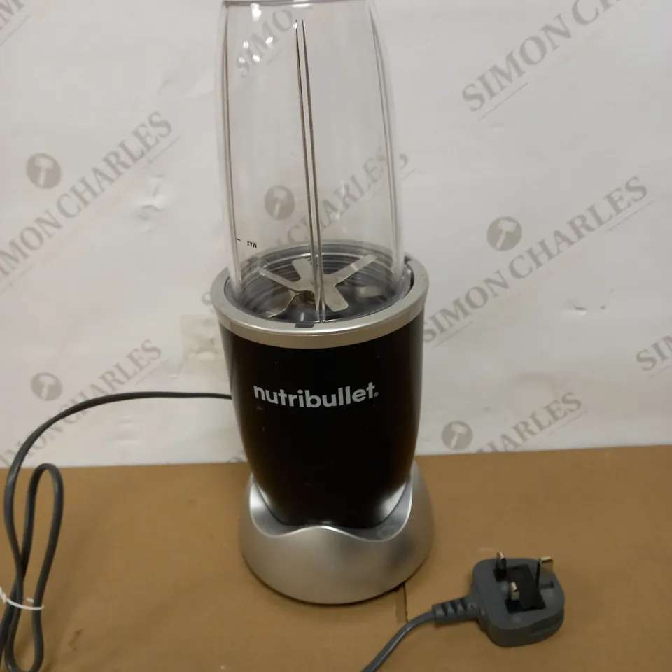 NUTRIBULLET 600 SERIES BLENDER 