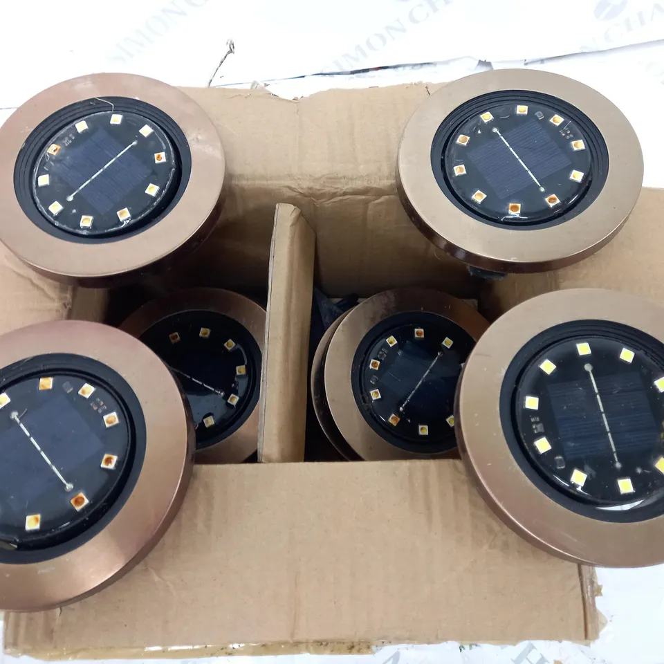 BELL & HOWELL SET OF APPROXIMATELY 5 SUPERBRIGHT SWIVEL SOLAR DISC LIGHTS