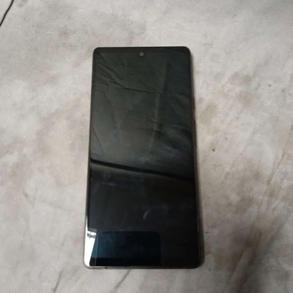 GOOGLE PIXEL 7 PRO SMARTPHONE 