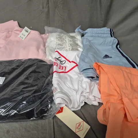 LARGE BOX OF APPROXIMATELY 20 ASSORTED CLOTHING ITEMS IN VARIOUS SIZES, STYLES AND COLOUR