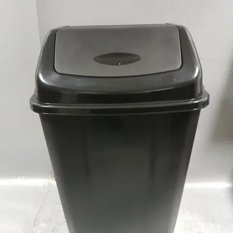 PLASTIC BIN IN BLACK WITH FLIP LID