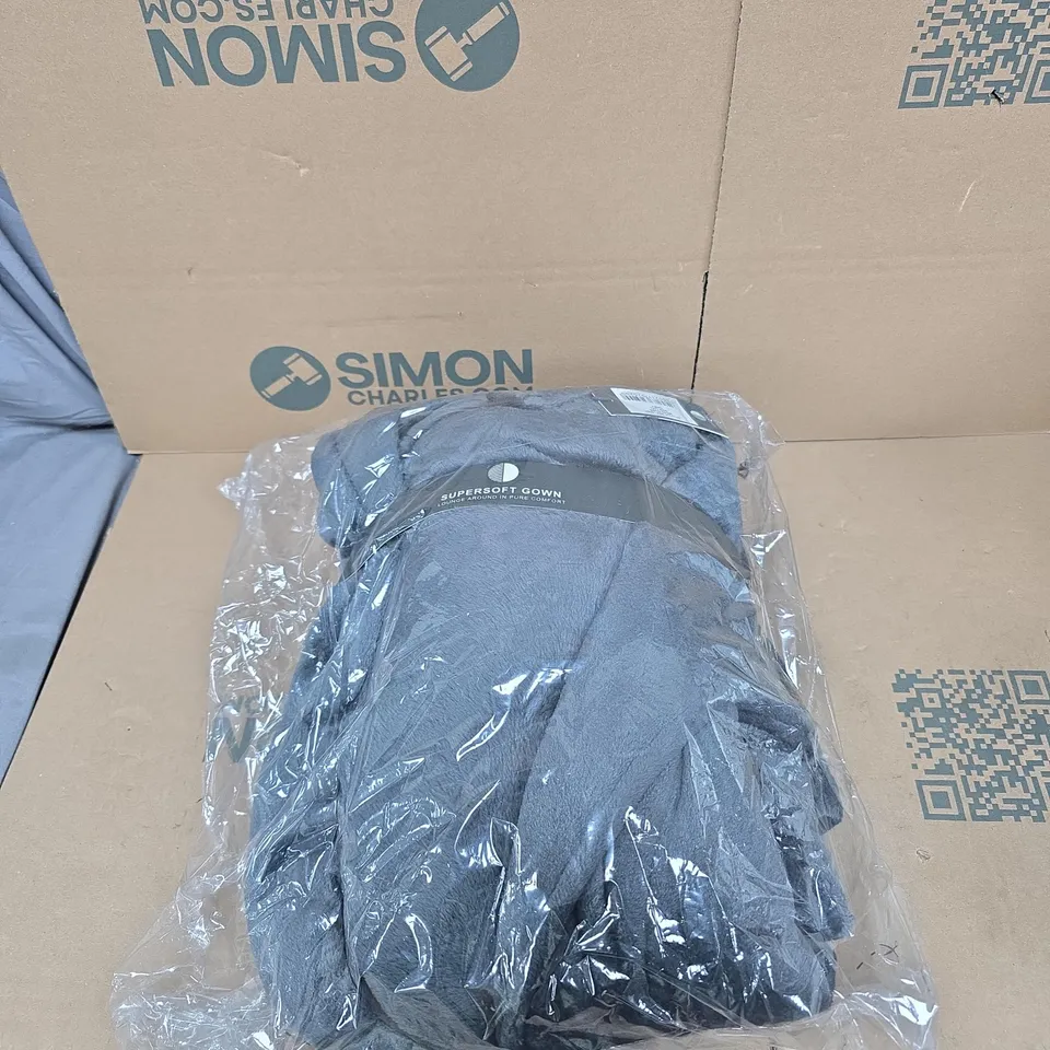 MENS SUPERSOFT ROBE GREY LARGE/EXTRA LARGE WITH TAGS