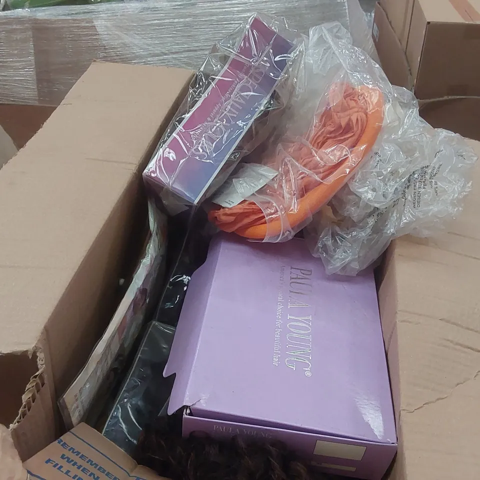 PALLET CONTAINING A VERY LARGE QUANTITY OF WIGS AND RELATED ACCESSORIES ECT