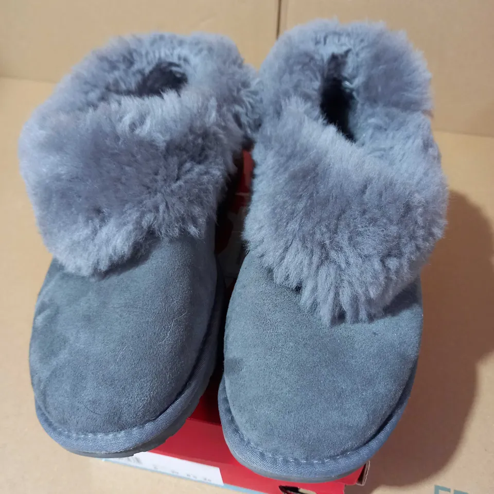 EMU MINTARO BOOT CHARCOAL SIZE 9