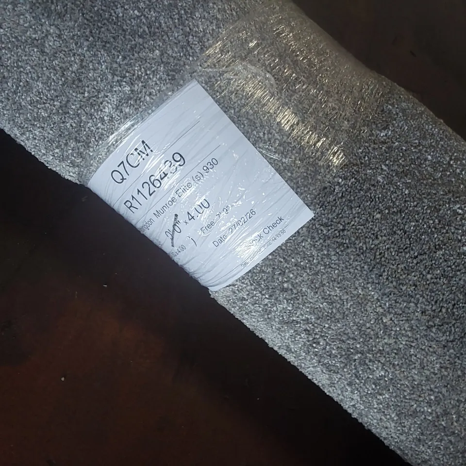 ROLL OF QUALITY ABINGDON MUNROE ELITE CARPET - APPROXIMATELY 2.4 x 4m