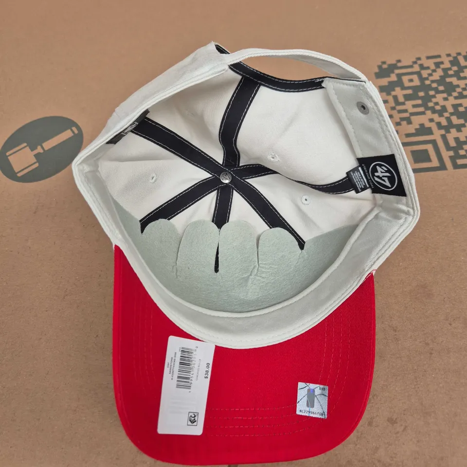 CHICAGO BULLS CAP BY 47 BRAND – WHITE CROWN, RED BILL, ADJUSTABLE