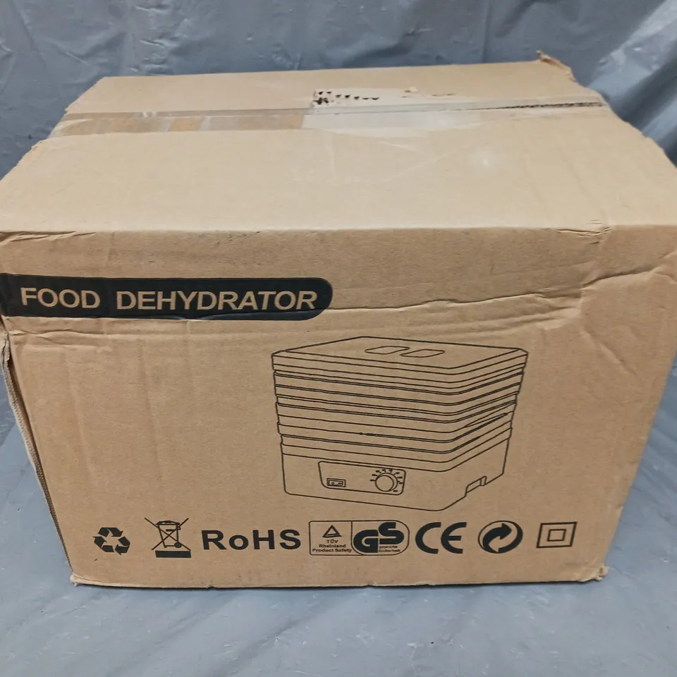 BOXED FOOD DEHYDRATOR