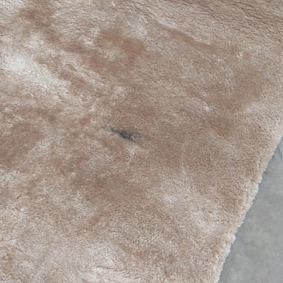 QUALITY DESIGNER AREA RUG - APPROXIMATELY 225 x 160cm