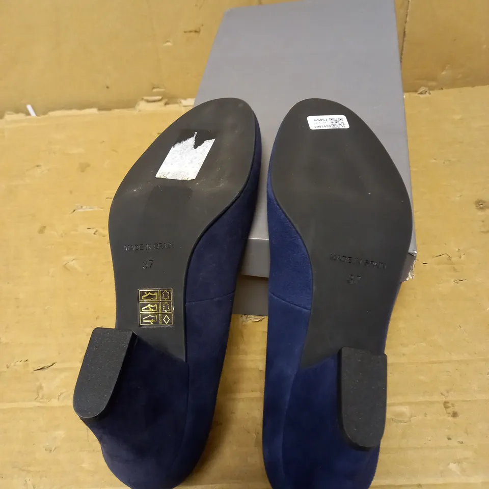 JOHN LEWIS ALMA SUEDE MARINO 3371 NAVY COURT SHOE